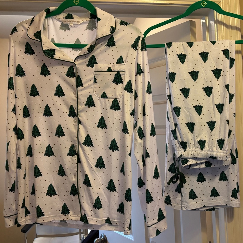 Christmas pajamas. Christmas trees. Size Medium.